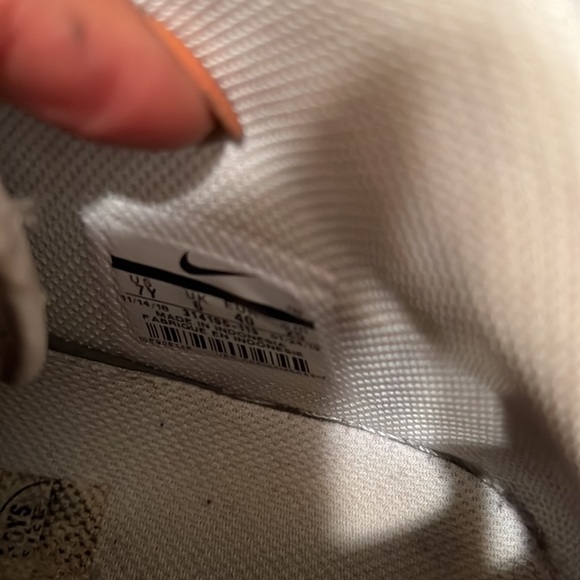 Air Force 1 Mid (GS) - Picture 10 of 10